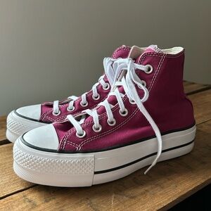 Converse Chuck Taylor All Star Lift Women’s Hi Tops Size 5.5 A05471F